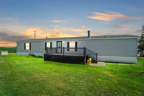 569 E Lincoln Ave #1, Ada, OH 45810