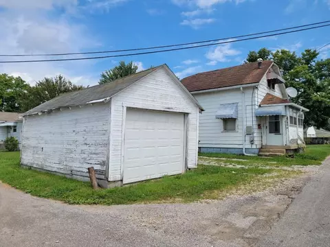 1300 E Wheeling St, Lancaster, OH 43130 photo 2