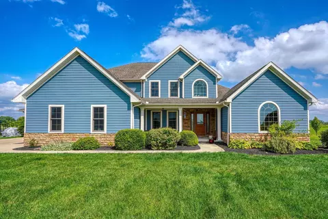 4200 Abbey Chase Ct, Hilliard, OH 43026