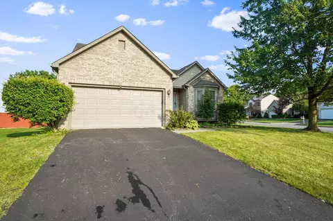 5571 Cedardale Dr, Westerville, OH 43081