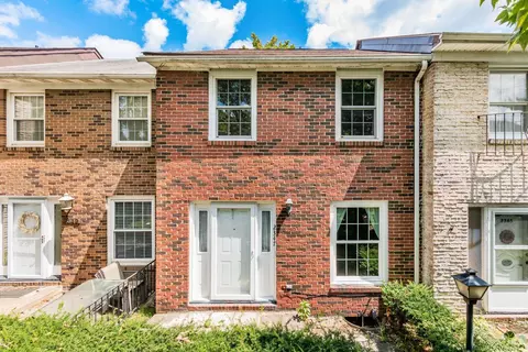 2347 Hardesty Ct #K-6, Columbus, OH 43204
