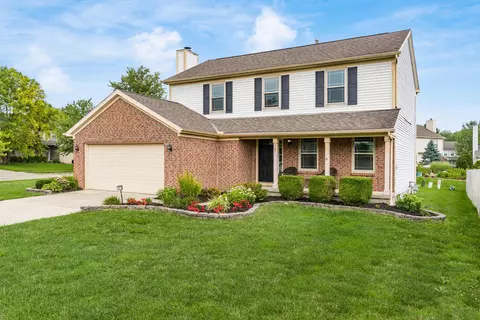 387 Cottage Grove Cir, Pataskala, OH 43062