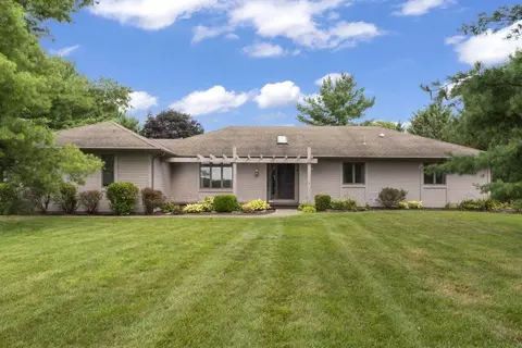 4449 Summit Rd SW, Pataskala, OH 43062