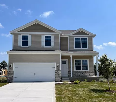 165 Natalie Ln, Granville, OH 43023