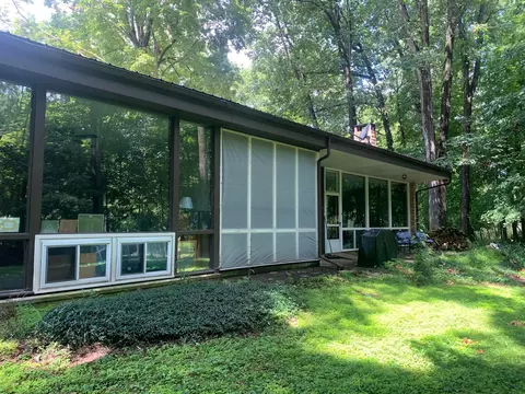 8520 Martinsburg Rd, Mount Vernon, OH 43050
