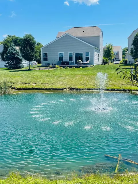 5215 Macclellan St S, Groveport, OH 43125