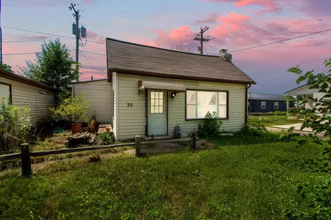 35 West St, Croton, OH 43013