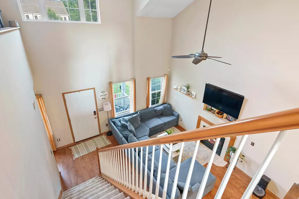 2505 Tree Knoll Ct, Columbus, OH 43219 photo 4