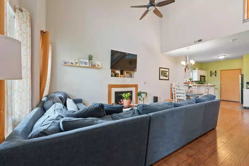  2505 Tree Knoll Ct, Columbus, OH 43219 photo 6