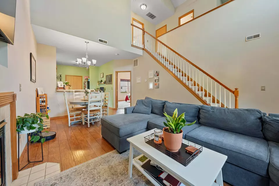  2505 Tree Knoll Ct, Columbus, OH 43219 photo 9