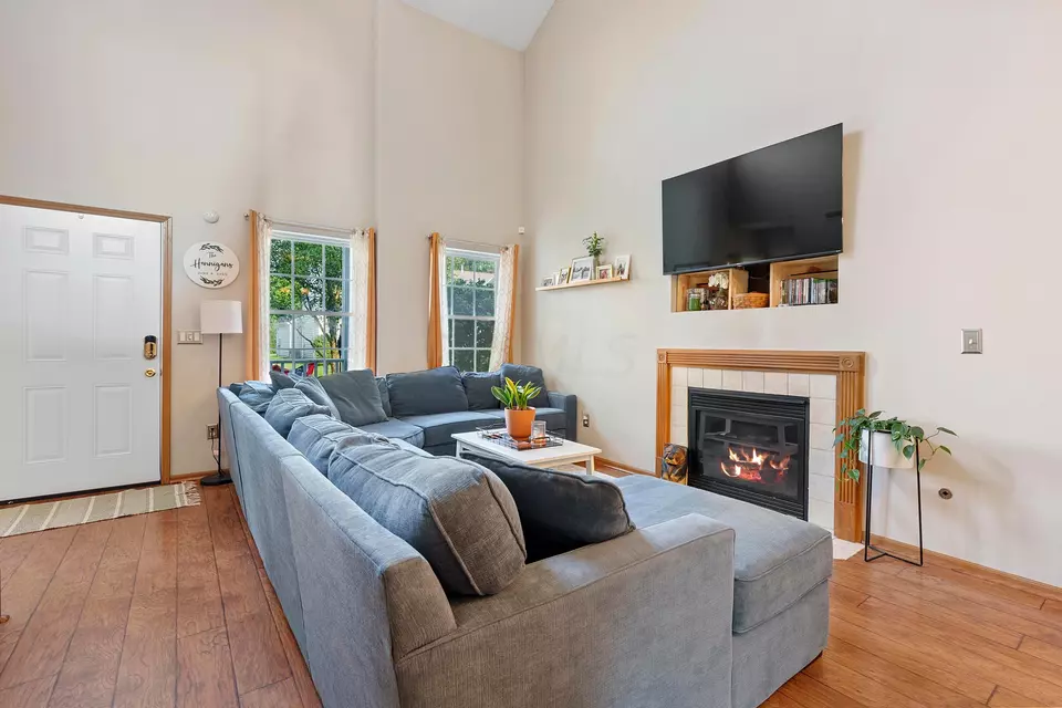  2505 Tree Knoll Ct, Columbus, OH 43219 photo 8