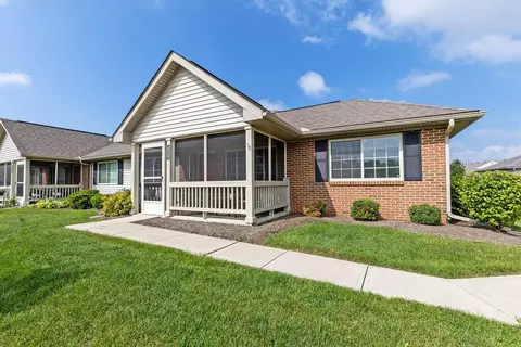 629 Monticello Ct, Pataskala, OH 43062