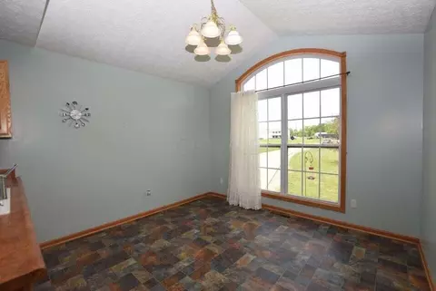 7869 Crowl Rd, De Graff, OH 43318 photo 9