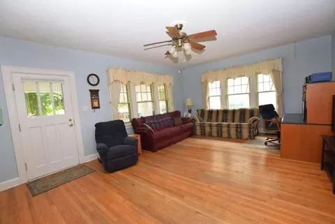 40 E Harding Rd, Springfield, OH 45504 photo 5