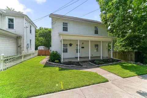 176 E William St, Delaware, OH 43015 photo 4