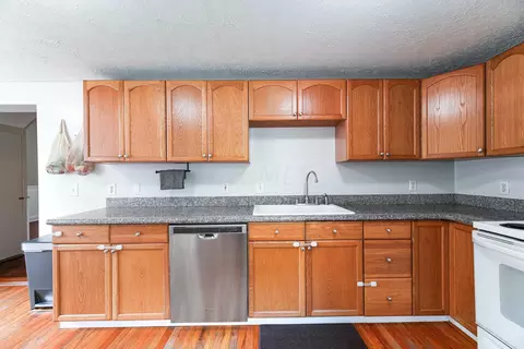 176 E William St, Delaware, OH 43015 photo 14
