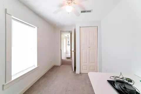 176 E William St, Delaware, OH 43015 photo 30