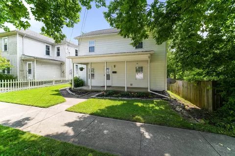 176 E William St, Delaware, OH 43015 photo 2