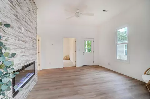 49 Omega St, Springfield, OH 45504 photo 6