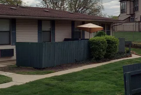 816 Pipers Ln, Columbus, OH 43228