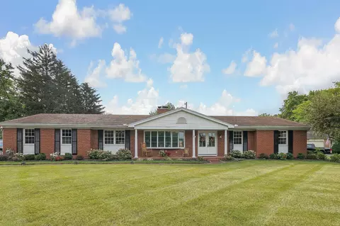 540 Lawnwood Ct, Circleville, OH 43113