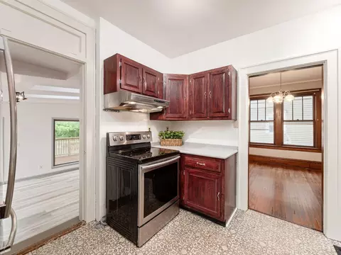 77 Crestview Rd, Columbus, OH 43202 photo 9