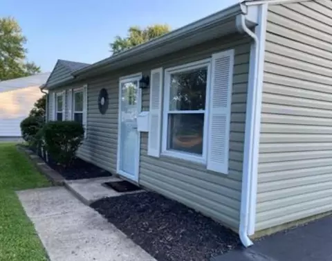 13 Deger Dr, London, OH 43140