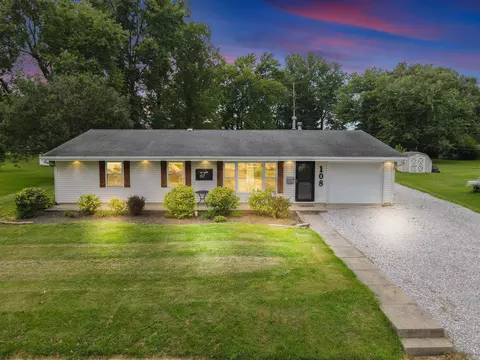 108 Circle Dr, Baltimore, OH 43105