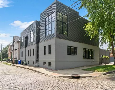 21 E Frankfort St, Columbus, OH 43206