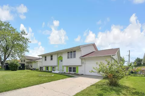 3171 Chelford Dr, Columbus, OH 43219