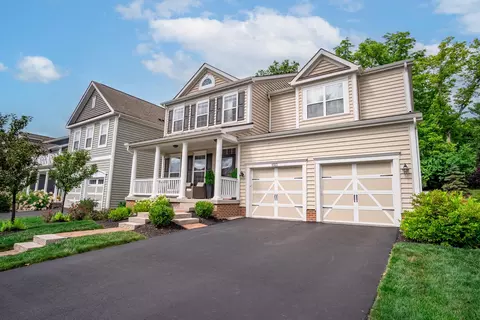 1323 Leesland Dr, Westerville, OH 43081