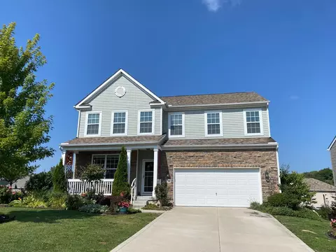 215 Auburn Dr, Newark, OH 43055