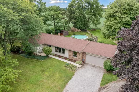 2979 Neidhart Rd, Marion, OH 43302