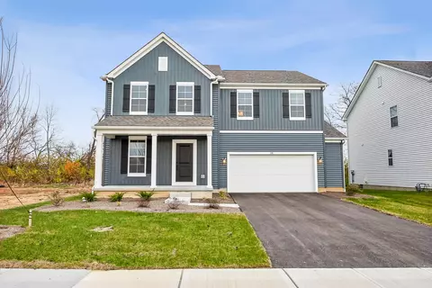 28 Erin Hills Rd, Commercial Point, OH 43116