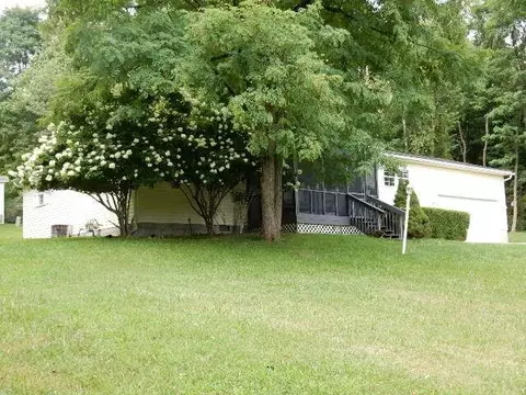 136 Heatherwood Dr, Howard, OH 43028