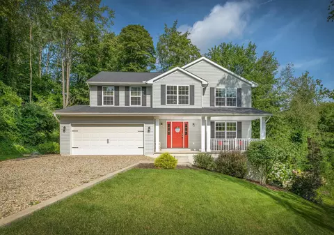11 Greenwood Ct, Howard, OH 43028
