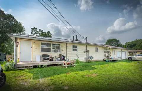 4 Ottawa Ave, Fredericktown, OH 43019