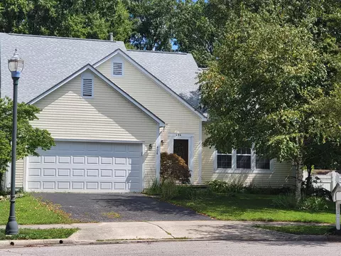 406 Durham Ln, Delaware, OH 43015