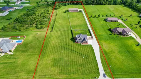 3828 Miller Rd, Springfield, OH 45502 photo 2