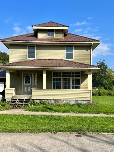 19468 Walnut St, Trimble, OH 45782
