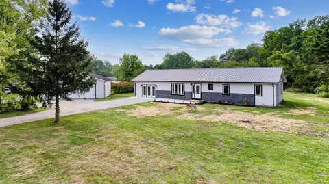 8155 Springfield Jamestown Rd, Springfield, OH 45502