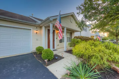 7505 Hemrich Dr, Canal Winchester, OH 43110