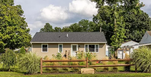 300 Boving Rd, Lancaster, OH 43130 photo 1