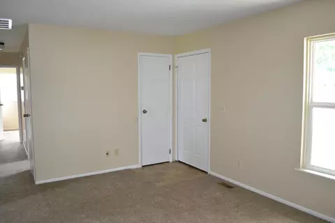 3324 Tackett St, Springfield, OH 45503 photo 3