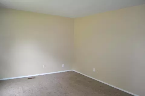 3324 Tackett St, Springfield, OH 45503 photo 5