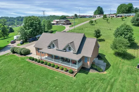 3179 Palmer Rd NE, New Lexington, OH 43764