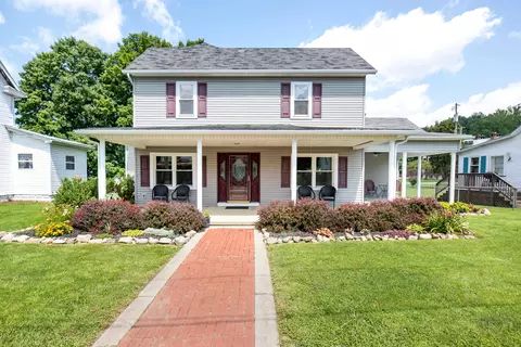 16120 Maple St, Laurelville, OH 43135