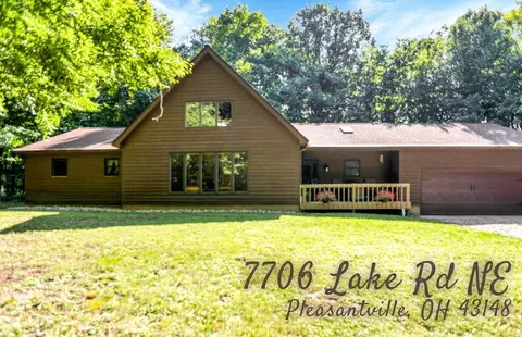 7706 Lake Rd NE, Pleasantville, OH 43148
