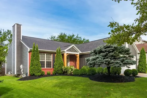 9091 Longstone Dr, Lewis Center, OH 43035