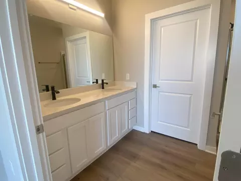 184 Lenell Loop, Delaware, OH 43015 photo 11